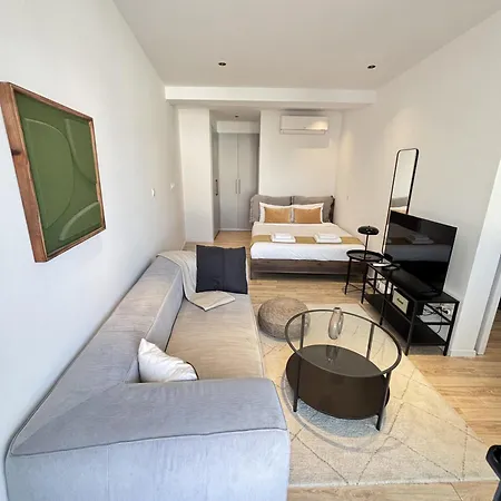 Apartment Yamas Olympia Old Town Center
