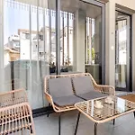 Yamas Urban Living Olympia Hotel de apartamente