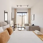 Aparthotel Yamas Urban Living Olympia Limassol