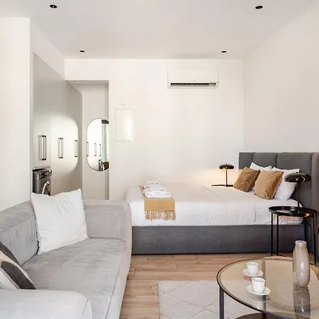 Aparthotel Yamas Urban Living Olympia 3*