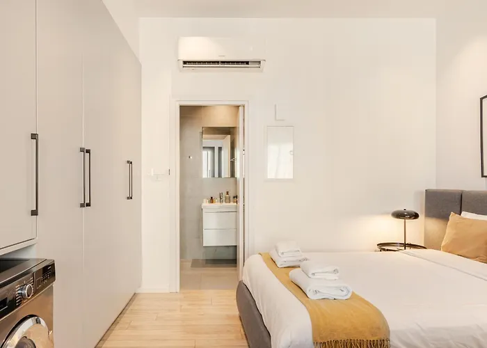 Yamas Urban Living Olympia Old Town Daire Limasol